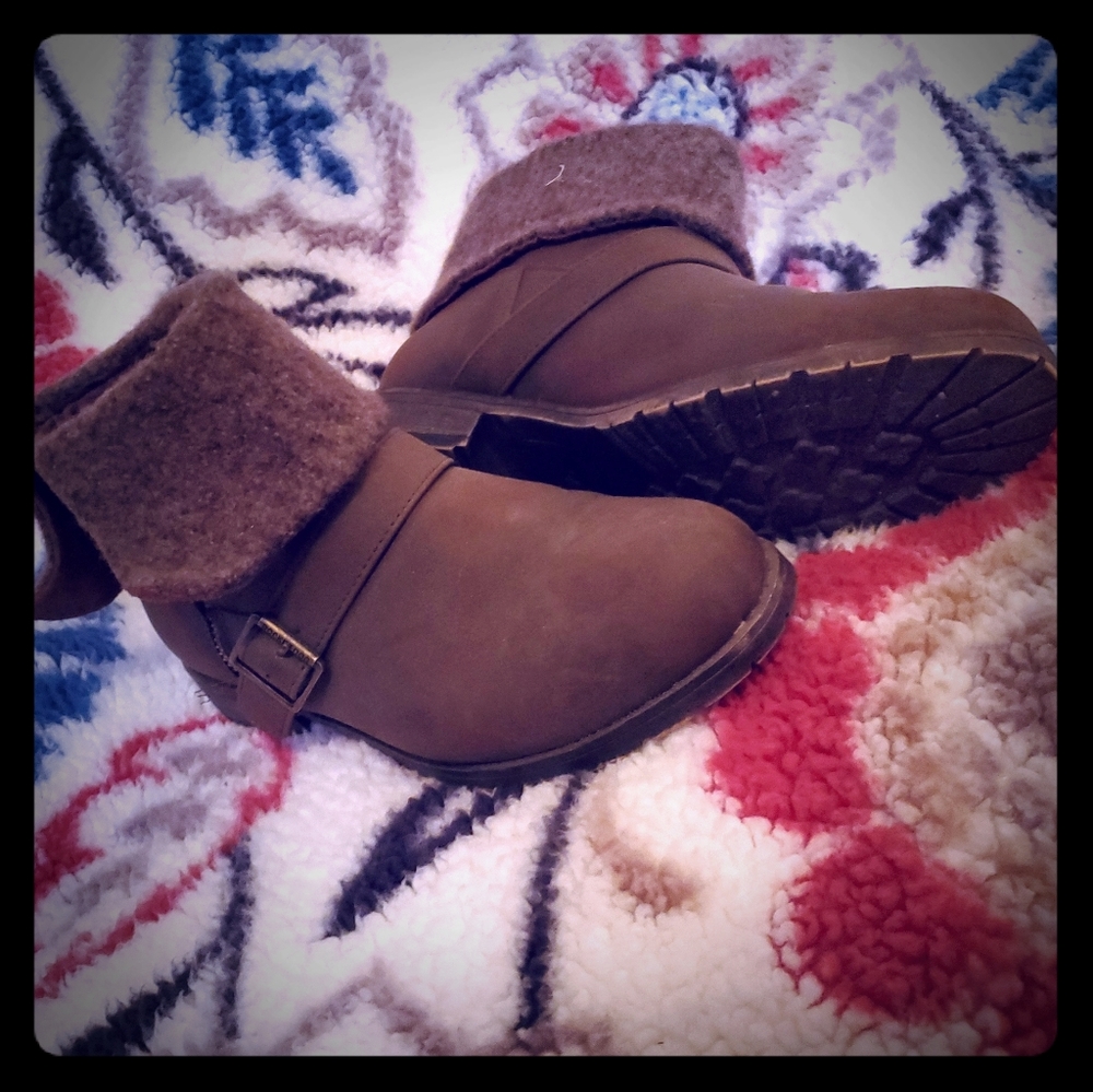 Brown boots